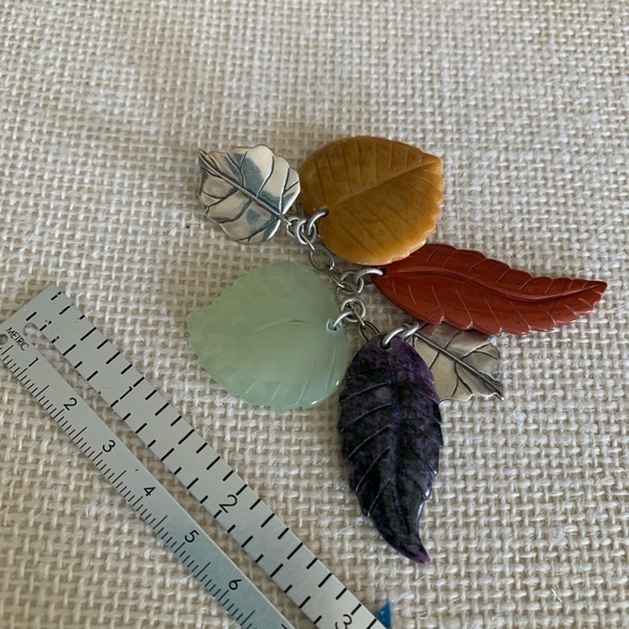 Sincerely Southwest Sterling Leaves Pendant - Picture 5 of 5